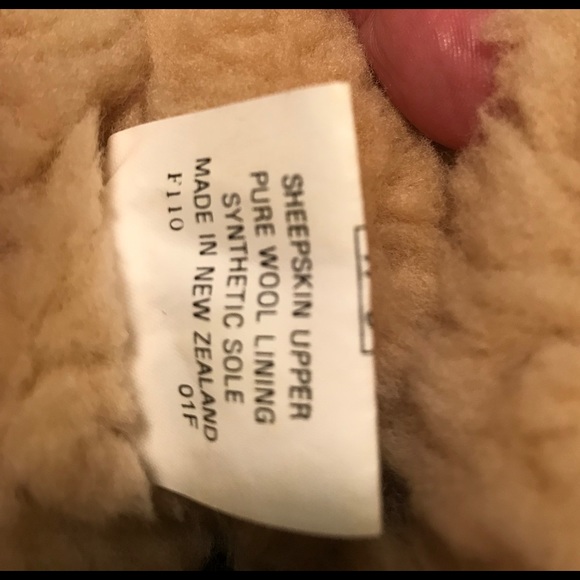 UGG Winter Boots - Picture 4 of 5